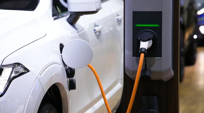 10分鐘給電動汽車充滿電，要率先在中國實現了？