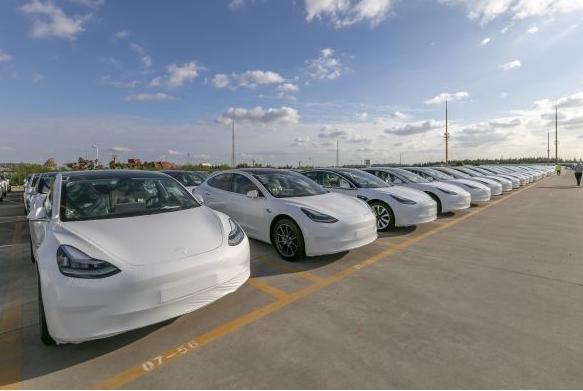美媒述評(píng)：中國有望成世界電動(dòng)汽車工廠