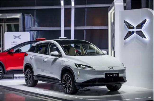 新能源汽車硝煙彌漫：傳統(tǒng)車企強勢抗衡造車新勢力