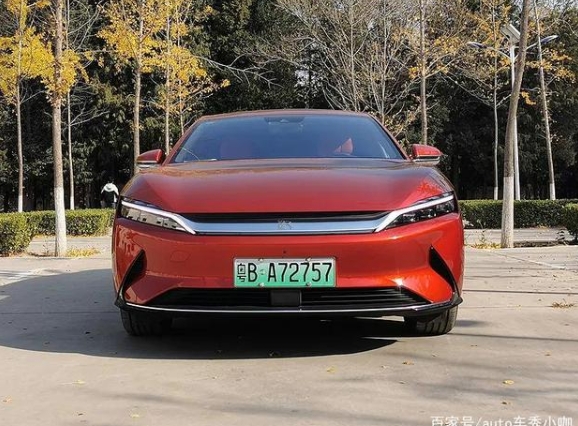 中大型電動(dòng)轎車又一力作靜態(tài)評測比亞迪漢EV