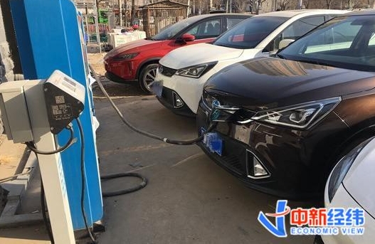 年內多地推新能源汽車消費新政：買車、充電送補貼