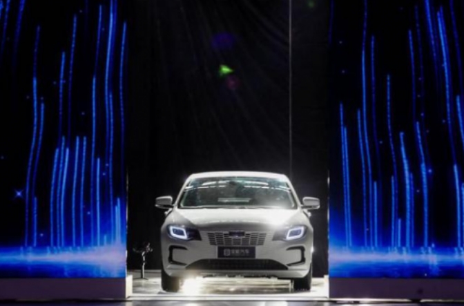 燃油和電動如何取舍？寶能汽車雙管齊下動作頻頻！