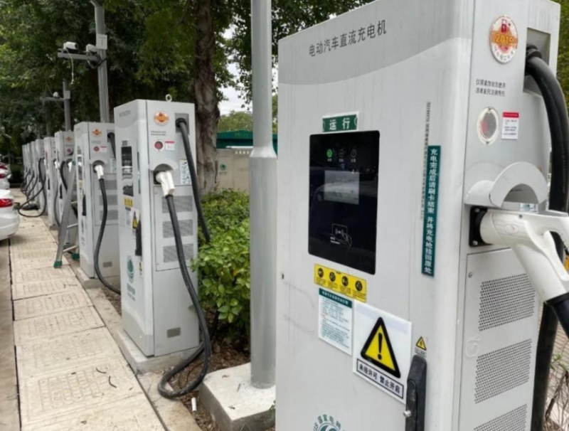 福州高新區(qū)建成186個電動汽車充電樁
