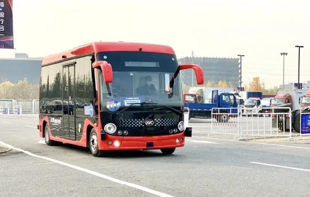 自動(dòng)駕駛大熱，電動(dòng)汽車(chē)沖沖沖……