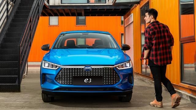 全家人的魅力擔當！比亞迪e3這樣的電動汽車誰能不愛？
