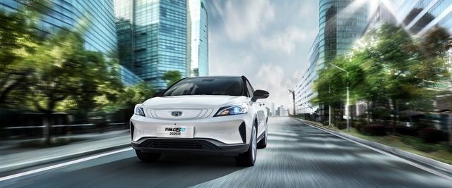 續(xù)航升至450km,2020款帝豪GSe，誰說純電動汽車不耐用？