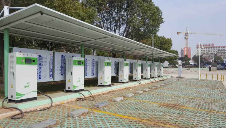 今年底江蘇每10公里一個電動汽車充電樁實現(xiàn)鄉(xiāng)鎮(zhèn)全覆蓋