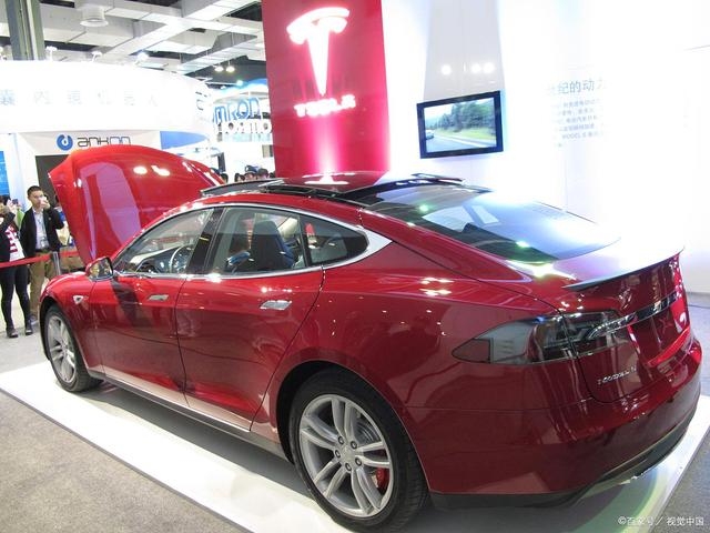 中國電動汽車廠商們都難逃一劫：特斯拉要用價格戰打殘競爭對手？