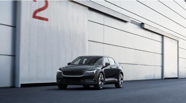 沃爾沃旗下首款純電動汽車極星2將交付,特斯拉Model3有壓力了