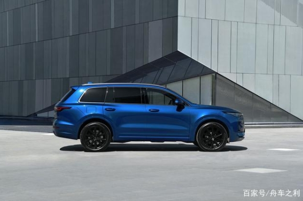 還在為電動汽車?yán)m(xù)航和爬坡焦慮？理想ONE汽車輕松實現(xiàn)你的理想！