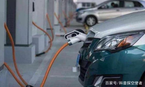 電動汽車看多了，世界上最大電動飛機起飛，可以同時坐14個人