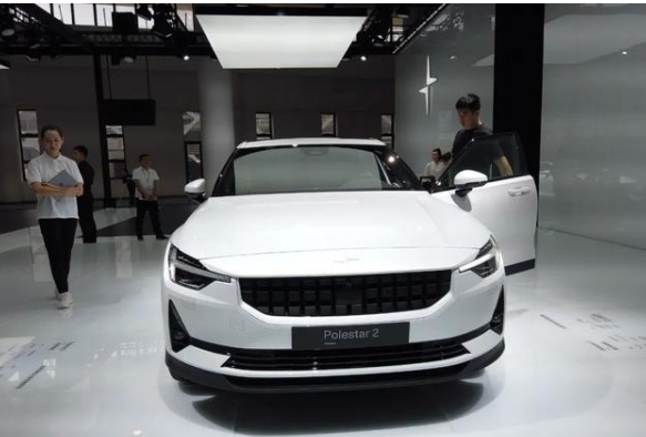 特斯拉不可戰勝?Model3在關鍵市場敗給了吉利沃爾沃的一款電動轎車
