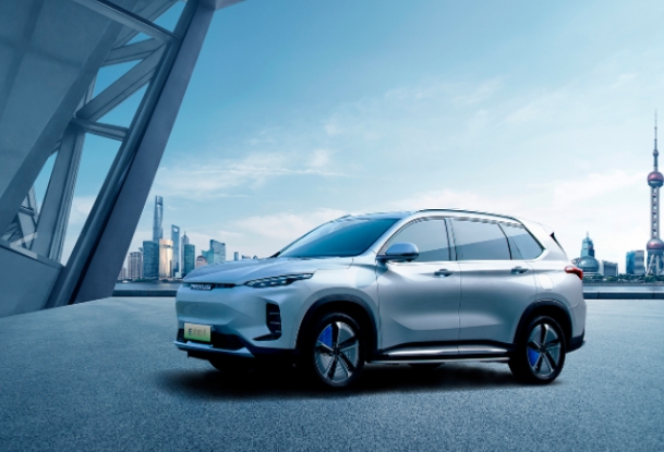 威馬W6PK上汽大通EUNIQ6，新能源車選哪款？