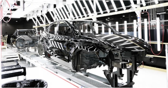 特斯拉市值破萬億的“帶動效應”，新能源汽車行業(yè)還能“飛”多高？