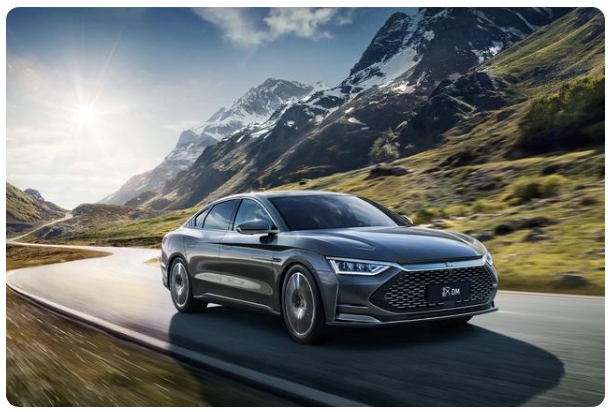 比亞迪新能源汽車月銷量破8萬,全年累計銷量超41萬