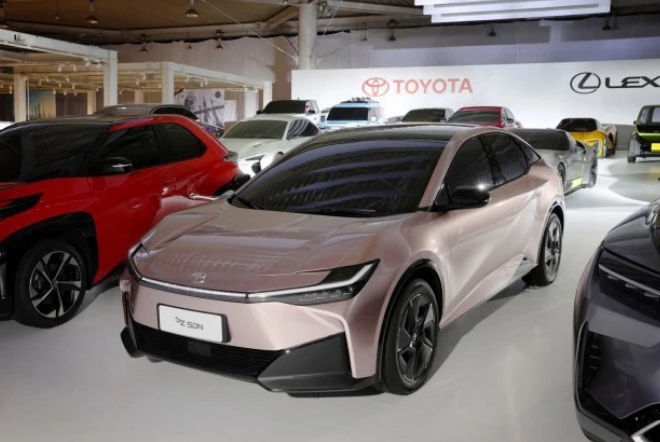 豐田比亞迪合作打造的首款純電動(dòng)車曝光，搭載刀片電池
