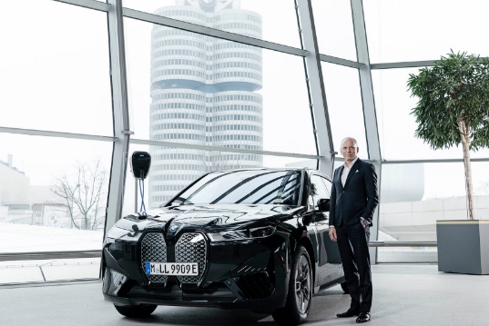 寶馬交付第一百萬輛電動汽車，2025年突破200萬輛