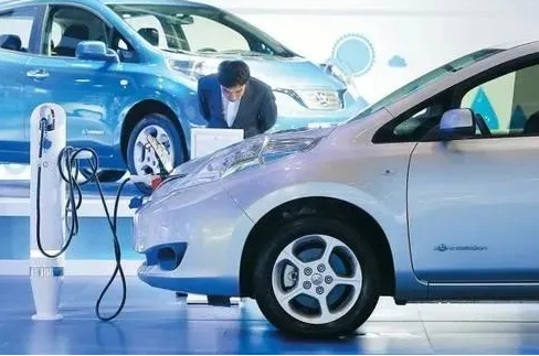 新能源汽車產(chǎn)業(yè)將迎“黃金十年”
