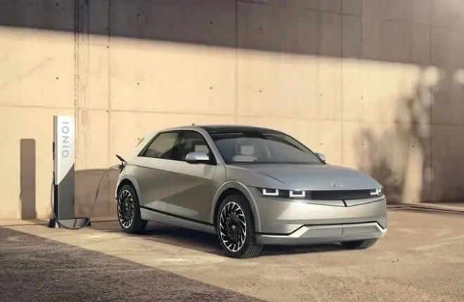 現代全新電動車IONIQ5亮相，能不能翻身就靠它了！