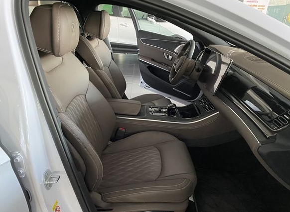 比亞迪油電混合,純電動(dòng)汽車買什么好
