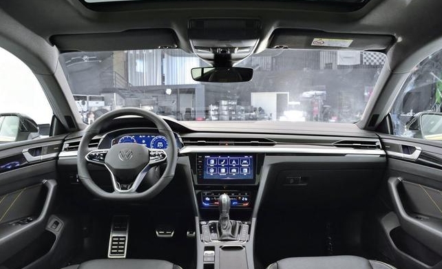 最遲到2025年，大眾汽車在電動汽車中排名第一，或超過特斯拉