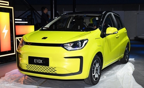 為小型電動(dòng)汽車(chē)市場(chǎng)再添活力,思皓E10X震撼來(lái)襲