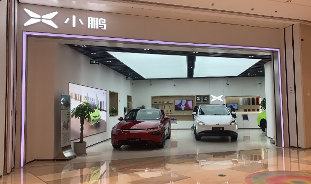 新能源汽車組團搶駐購物中心,流量聯姻或成新趨勢