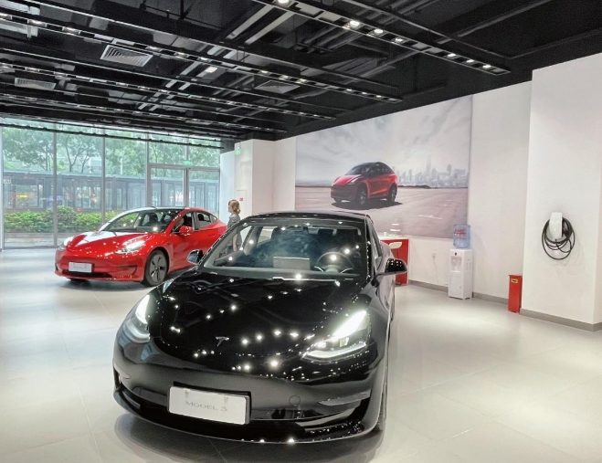 新能源汽車組團搶駐購物中心,流量聯姻或成新趨勢