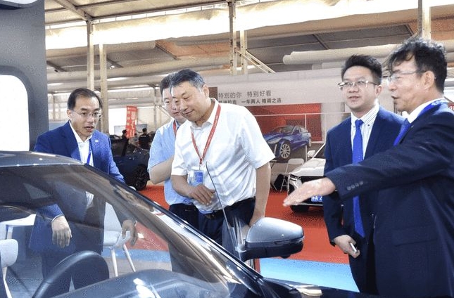 零跑汽車亮相新能源汽車下鄉(xiāng)南京站