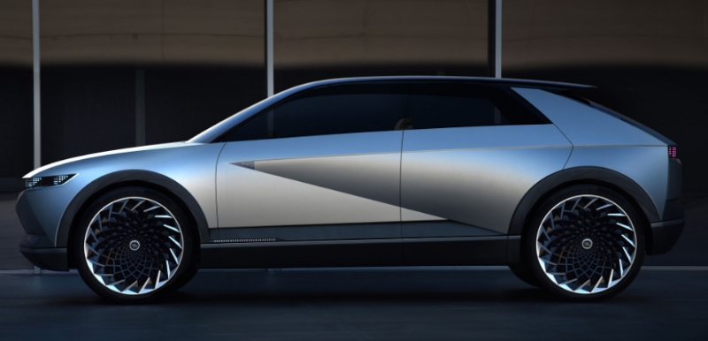 現代 45 概念車 現代在電動汽車中挑逗“突破性”室內設計以與ModelY和Mach-E競爭