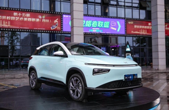 年輕人，你生命中的第一臺(tái)智能電動(dòng)汽車小鵬G3加“i”升級(jí)了