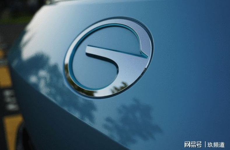 難以想象，一輛“十萬級”電動車，居然顛覆了大家的認知