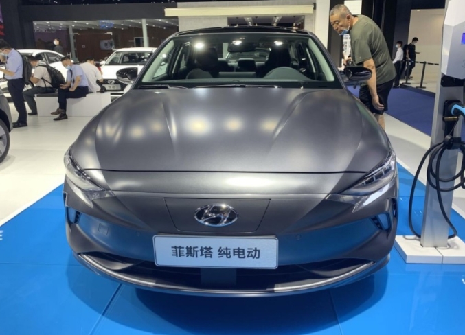 純電動汽車到底能不能遠行，讓菲斯塔純電動車來告訴你
