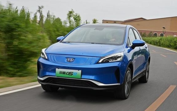 吉利汽車上半年凈賺24.1億元積極應(yīng)對(duì)“缺芯”仍維持153萬(wàn)輛年銷目標(biāo)