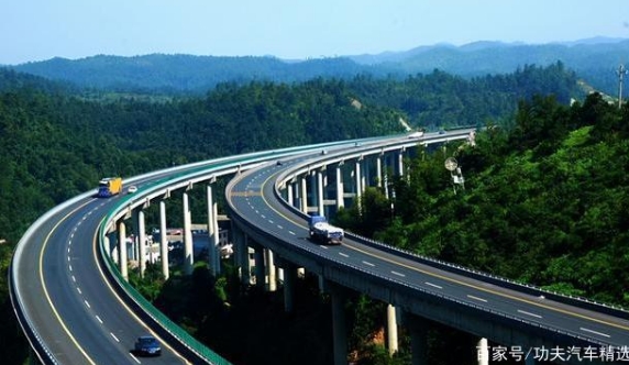 什么樣電動(dòng)汽車值得買？不想被時(shí)代拋棄，那先把這幾點(diǎn)功課做好