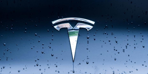 不斷加碼，特斯拉設計小型電動汽車平臺
