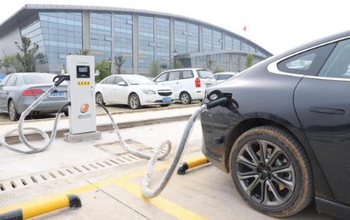 1-11月全球電動汽車銷量中國居首位，占43%！