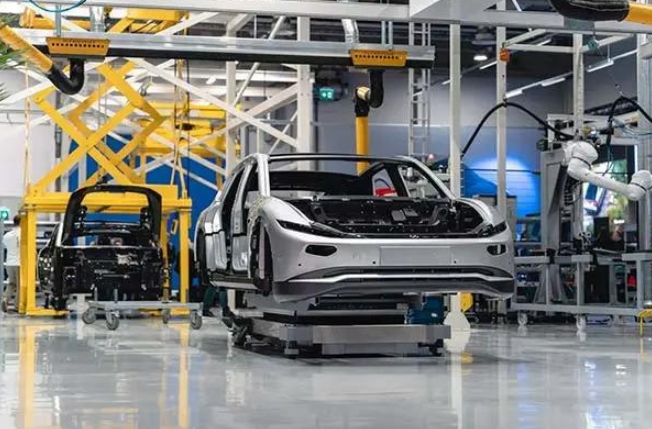 Lightyear開始批量生產Lightyear0太陽能電動汽車