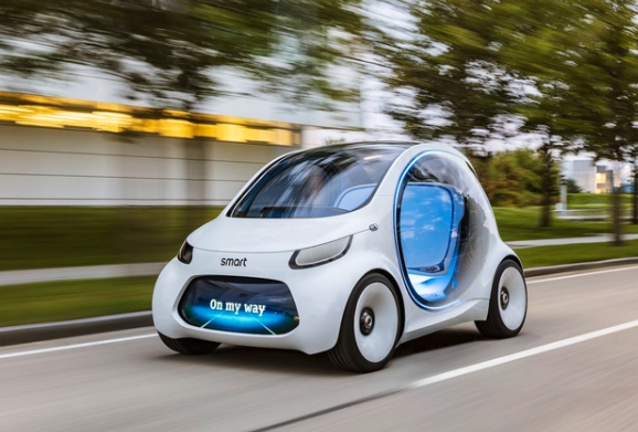 14億國人不懂了：電動汽車和燃油汽車，到底買哪一個更劃算呢？