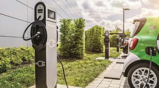 買電動汽車之前要考慮哪些問題才不會后悔？教你這5招，避免踩雷