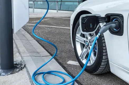 大眾預(yù)計(jì)其電動車?yán)麧櫬屎芸熠s上內(nèi)燃機(jī)車