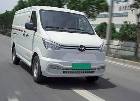 新吉奧多款純電動(dòng)汽車亮相2022新能源汽車下鄉(xiāng)活動(dòng)昆山車展