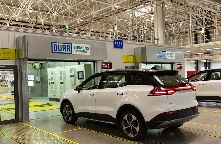 原創中國品牌電動汽車扎堆出海先行者愛馳已在歐洲站穩腳跟