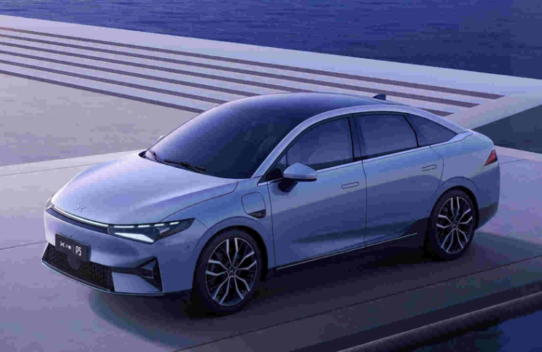新電途+小鵬，駕乘電動汽車領略祖國壯美河山