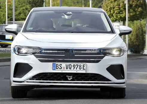 大眾首款純電動(dòng)轎車的量產(chǎn)版將首先在中國銷售。
