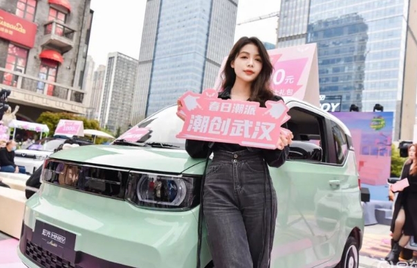 汽象觀察：最快速度達(dá)成新能源汽車(chē)百萬(wàn)銷(xiāo)量，五菱有何秘訣？