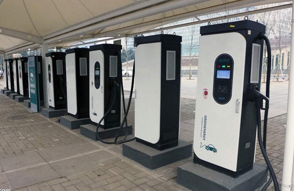中國電動汽車充電基礎設施促進聯盟:中國充電基礎設施迅猛增長