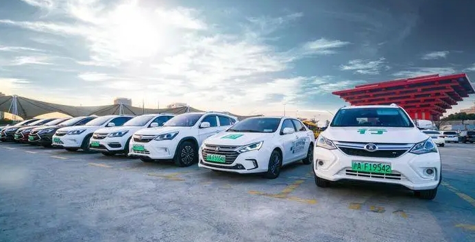 稅惠政策，為新能源汽車“續(xù)航”