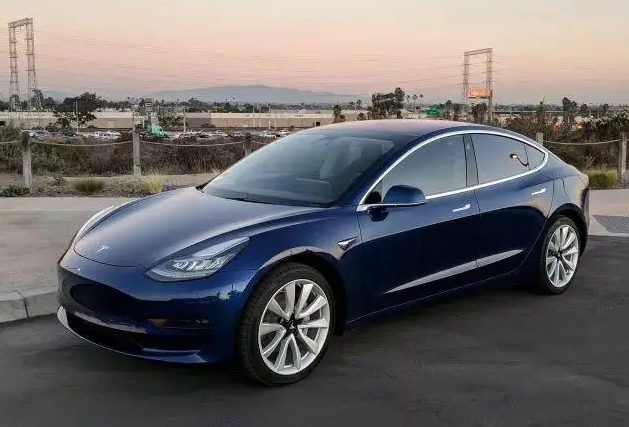 2022年美國電動汽車銷量飆升2/3特斯拉領先優(yōu)勢縮小