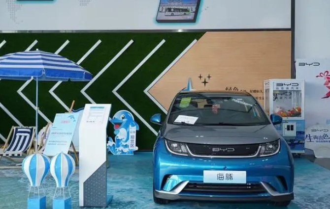 新能源汽車經(jīng)銷商面臨諸多挑戰(zhàn)，易車指出明確服務方向為當下焦點